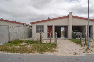 House For Sale in Kuils River South, Kuilsriver